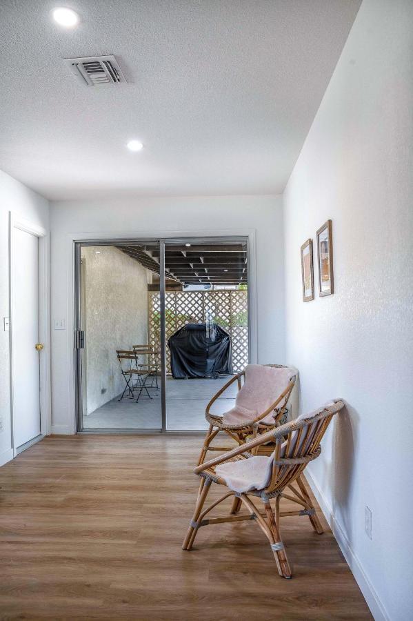 Mojave Desert Pied-A-Terre Юкка-Валлі Екстер'єр фото
